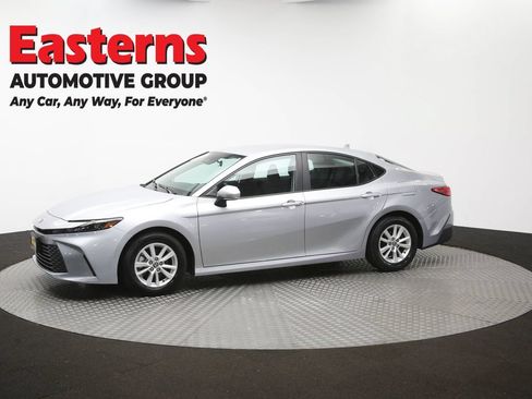 Used 2025 Toyota Camry LE FWD image 56
