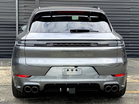 New 2026 Porsche Cayenne GTS image 9