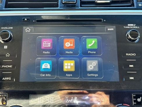 Used 2018 Subaru Outback 2.5i Premium image 32