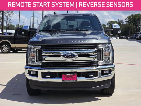 Used 2019 Ford F250 XLT w/ XLT Premium Package AWD/4WD image 2