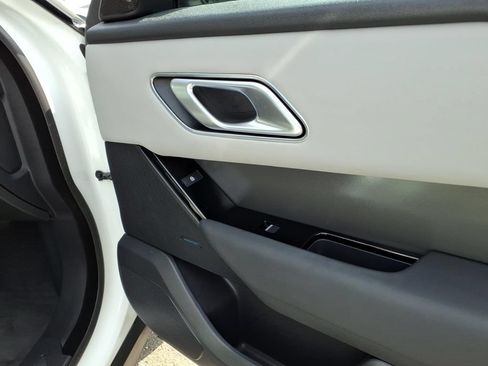 Used 2025 Land Rover Range Rover Velar Dynamic SE AWD/4WD image 13