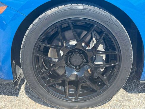 Used 2021 Ford Mustang GT w/ Equipment Group 301A image 9