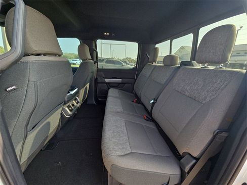 New 2025 Ford F150 XLT w/ Equipment Group 302A MID image 40