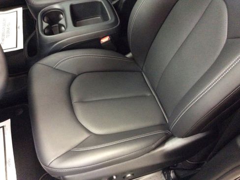 New 2025 Chrysler Voyager LX FWD image 17
