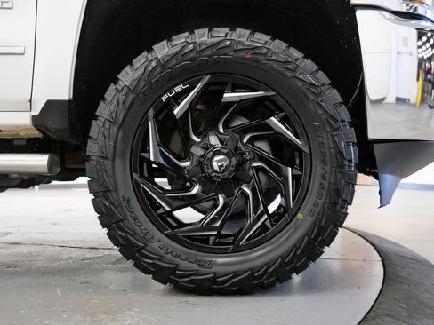 Used 2018 Chevrolet Silverado 2500 LTZ w/ Duramax Plus Package AWD/4WD image 35