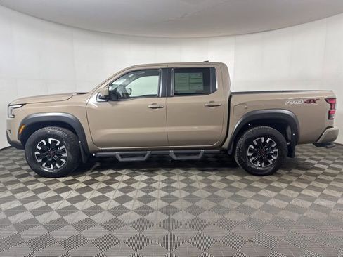 Used 2022 Nissan Frontier PRO-4X image 7