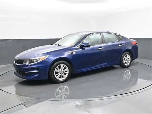 Used 2018 Kia Optima LX image 1
