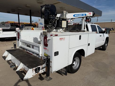 Used 2019 GMC Sierra 3500 4x4 Crew Cab w/ Sierra Convenience Package image 3