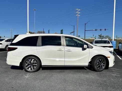 New 2026 Honda Odyssey EX-L image 11