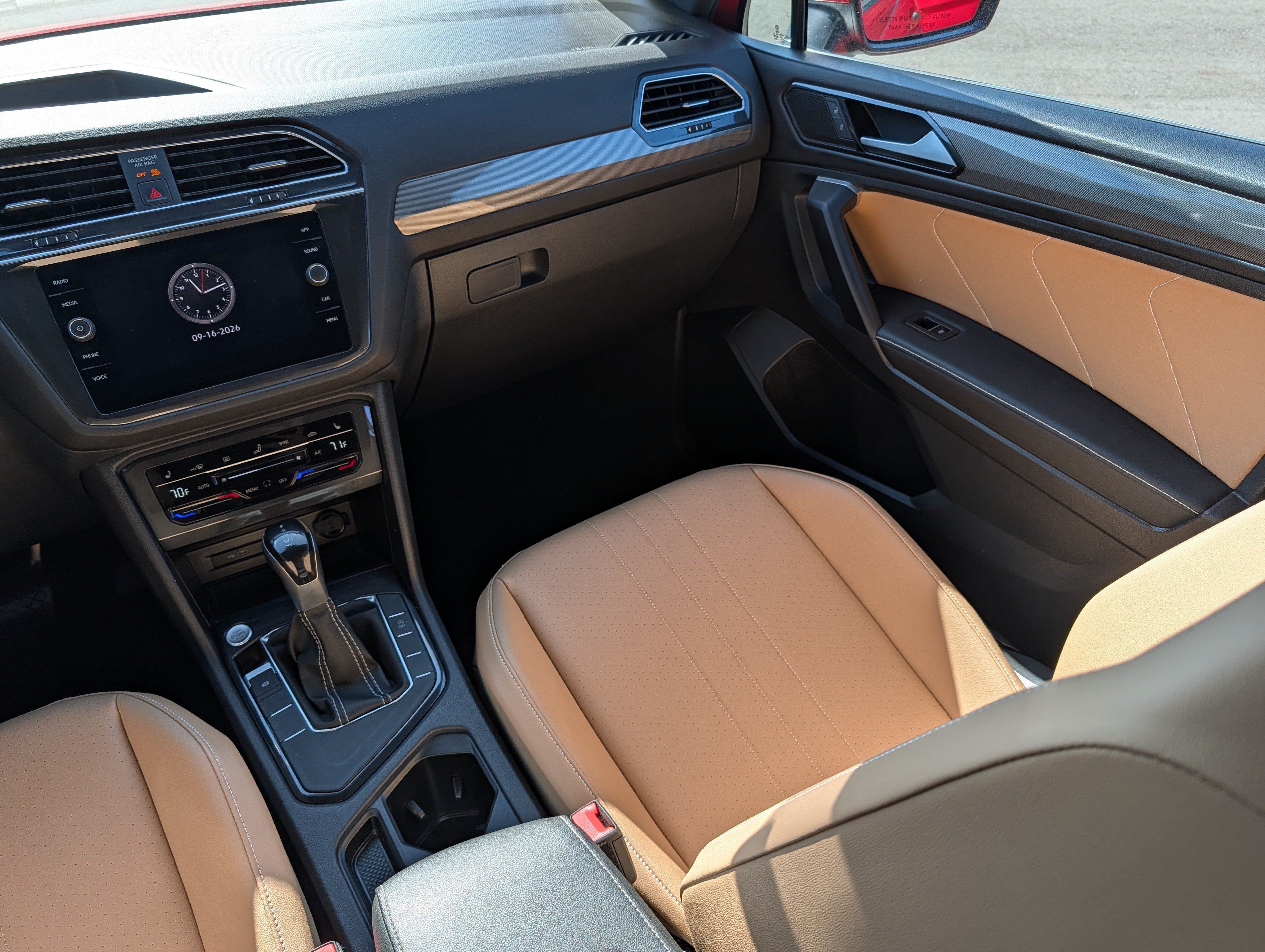 Certified 2023 Volkswagen Tiguan SE FWD image 11