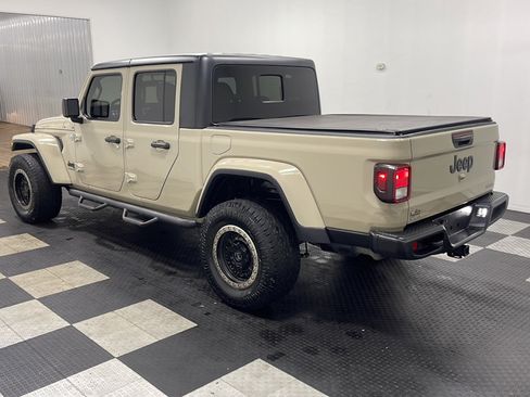 Used 2020 Jeep Gladiator Sport w/ Quick Order Package 24S AWD/4WD image 16