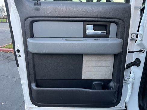 Used 2013 Ford F150 XLT w/ Luxury Equipment Group image 32