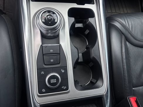 Used 2020 Ford Explorer Platinum w/ Premium Technology Package AWD/4WD image 30