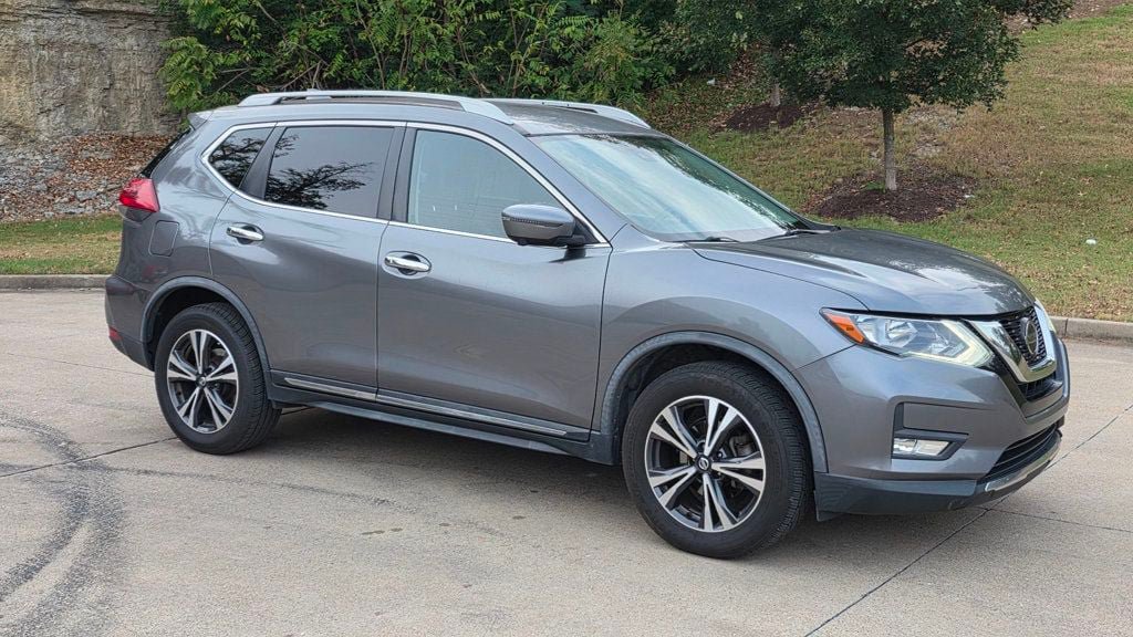 Used 2018 Nissan Rogue SL AWD/4WD image 13