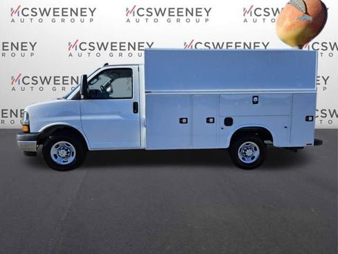 New 2025 Chevrolet Express 3500 Work Van w/ Power Convenience Package image 2