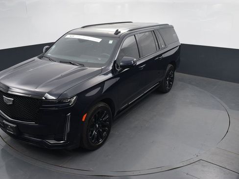 Certified 2023 Cadillac Escalade ESV Sport Platinum w/ LPO, ONYX Package image 43
