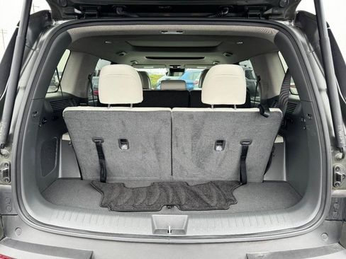 Certified 2025 Hyundai Santa Fe Limited AWD/4WD image 6