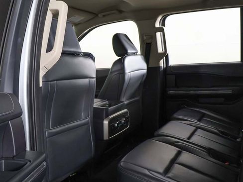 Used 2024 Ford Expedition XLT image 29