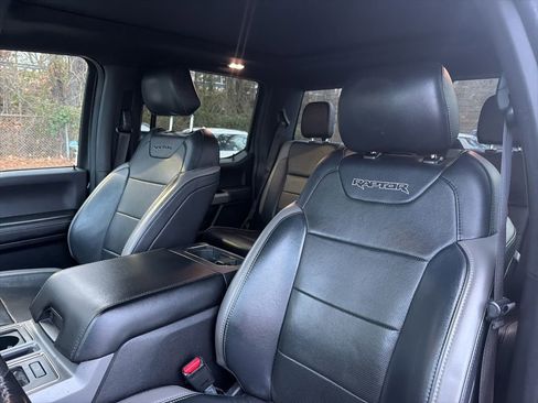 Used 2017 Ford F150 Raptor w/ Equipment Group 802A Luxury image 20