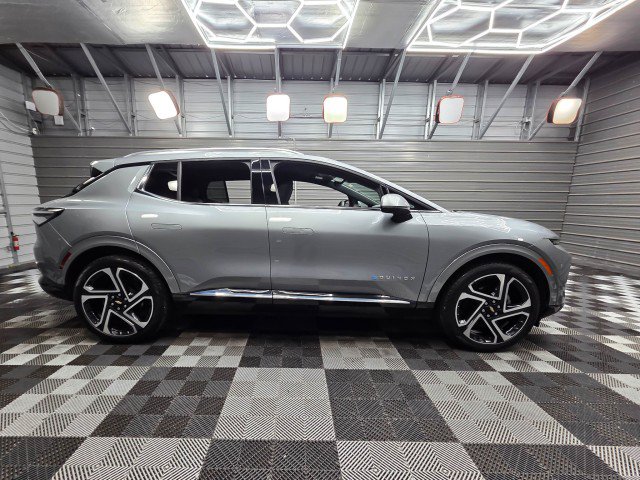 Used 2025 Chevrolet Equinox EV LT w/ Convenience Package II FWD image 10