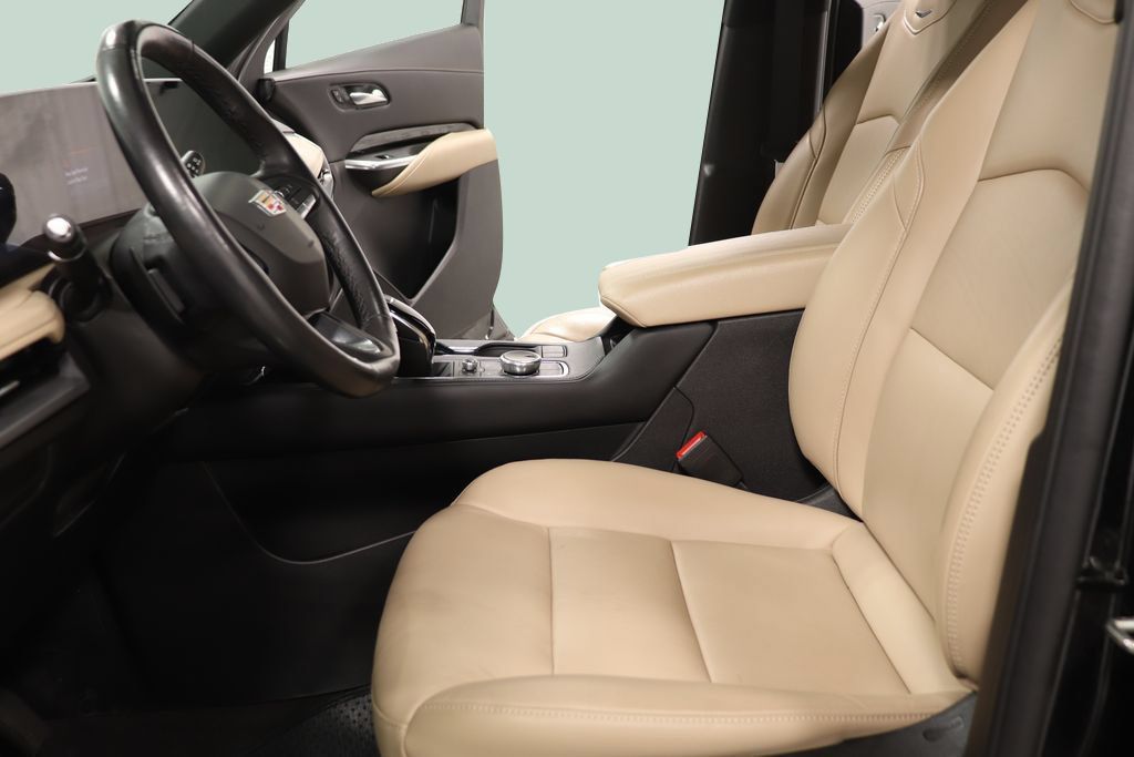 Used 2024 Cadillac XT4 Luxury FWD image 18
