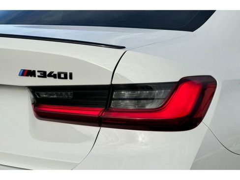 Used 2025 BMW M340i xDrive image 32