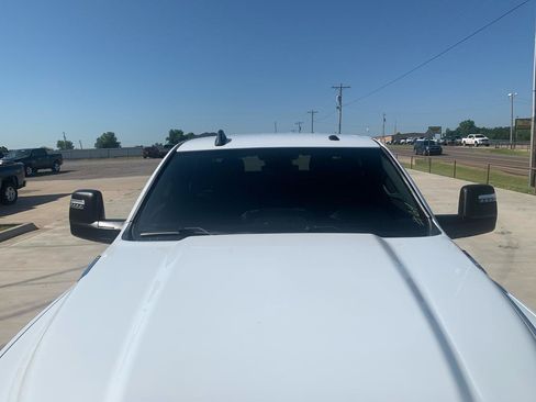 Used 2024 RAM 2500 Big Horn w/ Off Road Package AWD/4WD image 8