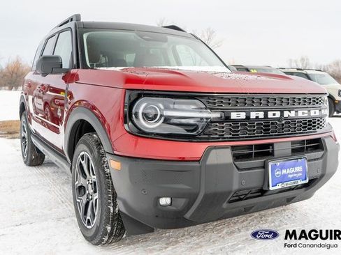 New 2025 Ford Bronco Sport Outer Banks w/ Outer Banks Tech Package+ AWD/4WD image 4