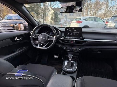 Used 2020 Kia Forte GT-Line w/ GT-Line Premium Package image 20