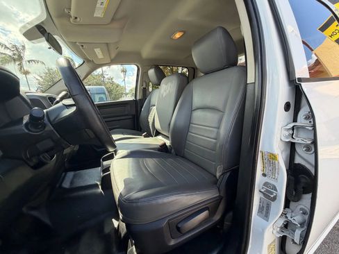 Used 2017 RAM 2500 Tradesman image 13