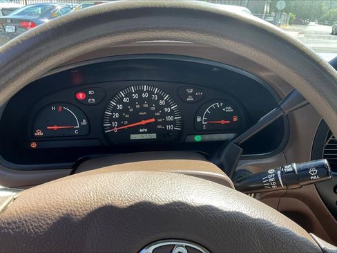 Used 2003 Toyota Tundra 2WD Regular Cab w/ All Weather Guard Pkg image 14