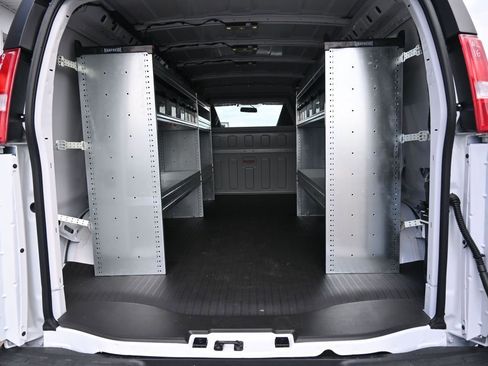 New 2026 GMC Savana 2500 Extended w/ Enhanced Convenience Package image 11