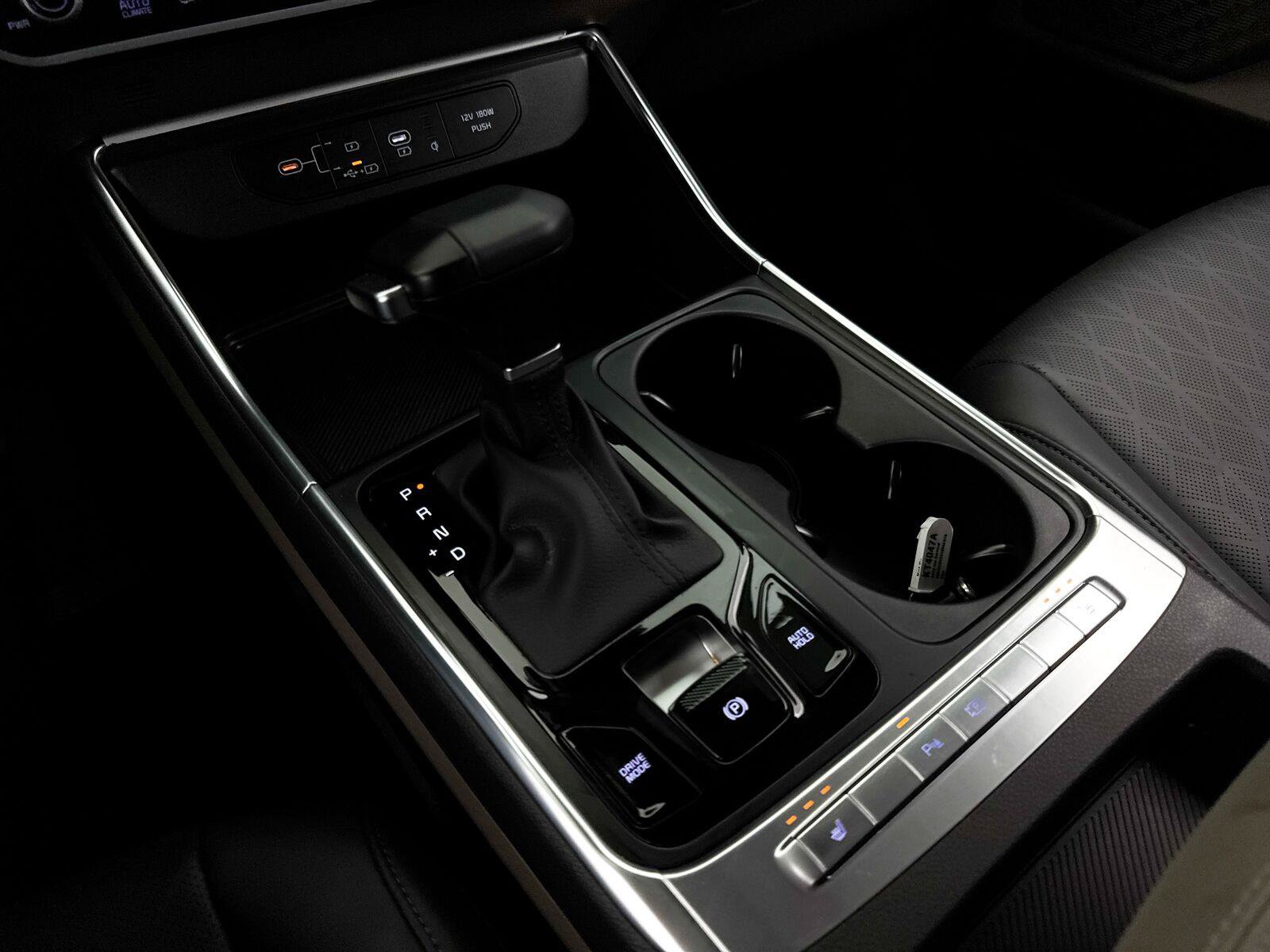 Certified 2026 Kia Carnival EX FWD image 28