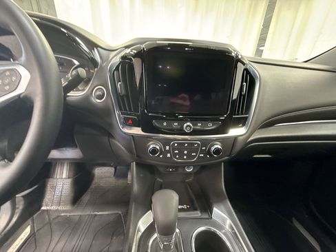 Certified 2023 Chevrolet Traverse LT image 15