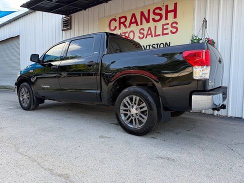 Used 2013 Toyota Tundra 2WD CrewMax w/ SR5 Pkg image 9