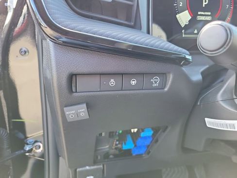 New 2026 Nissan Kicks SR w/ SR Premium Package image 10