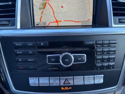 Used 2014 Mercedes-Benz GL 450 4MATIC w/ Lighting Package image 21