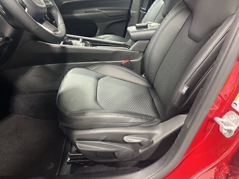 New 2026 Jeep Compass Latitude image 7