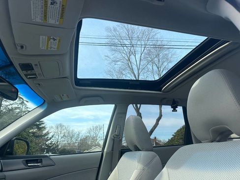 Used 2011 Subaru Forester 2.5X Premium image 17