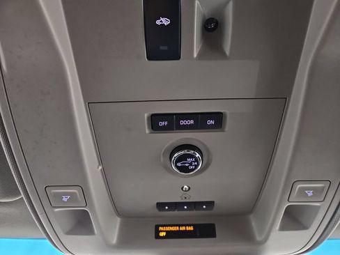 Used 2020 Chevrolet Suburban Premier AWD/4WD image 62