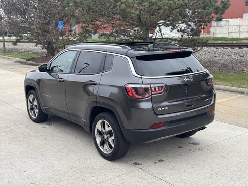 Used 2019 Jeep Compass Limited AWD/4WD image 4