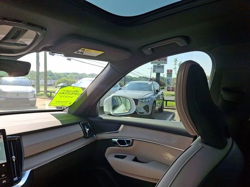 New 2026 Volvo XC90 B6 Core w/ Protection Package Premier AWD/4WD image 11