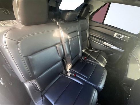 Certified 2021 Ford Explorer XLT w/ Equipment Group 202A image 26