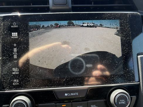 Used 2018 Honda Civic EX image 19
