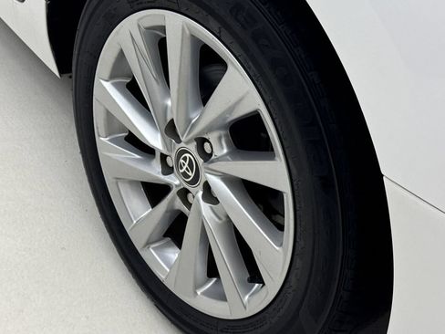 Used 2023 Toyota Camry LE FWD image 10
