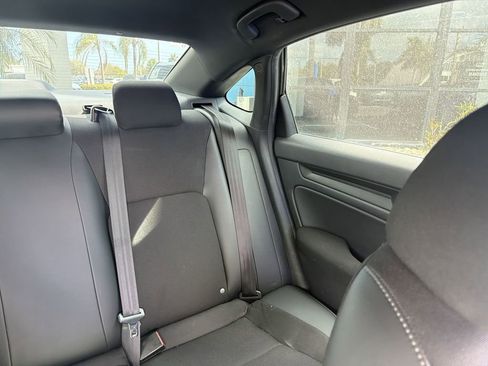 Used 2022 Honda Civic Sport image 15