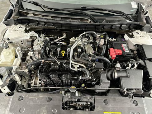 Used 2023 Nissan Altima 2.5 SV FWD image 30