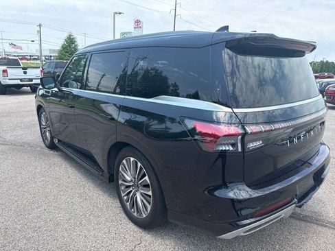 Used 2025 INFINITI QX80 Sensory AWD/4WD image 5