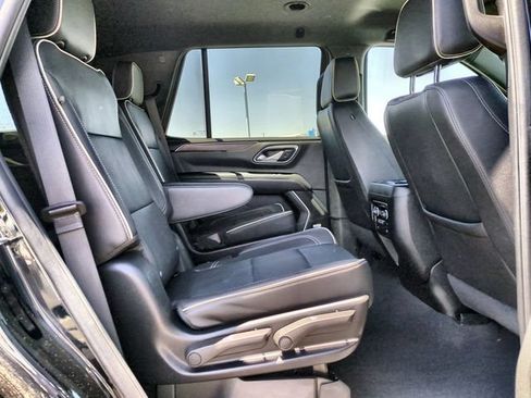 Used 2024 Chevrolet Tahoe Premier AWD/4WD image 35