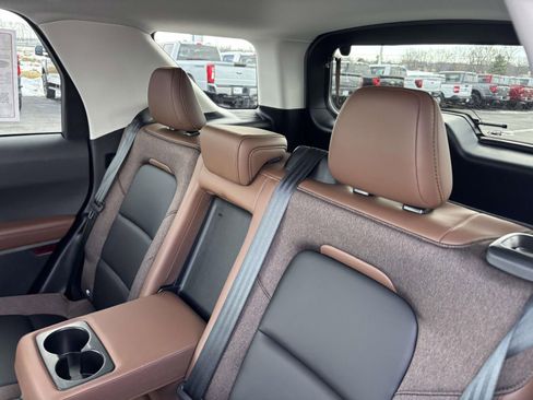 Used 2025 Ford Bronco Sport Outer Banks w/ Outer Banks Tech Package+ image 29